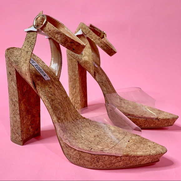 So Corky Heels -BOUTIQUE - Picture 1 of 3